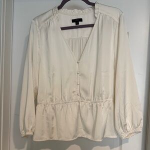 J crew Chic Ivory Blouse with Button Detail size 14